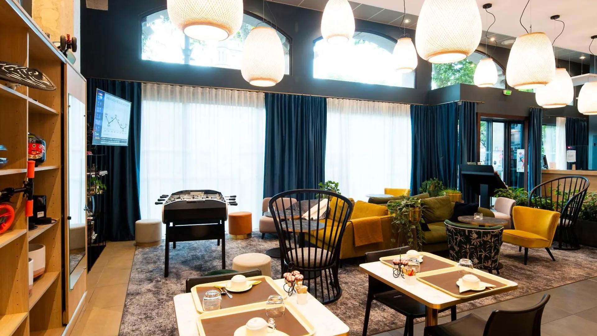 Aparthotel Adagio Lyon Patio Confluence 4*,  צרפת